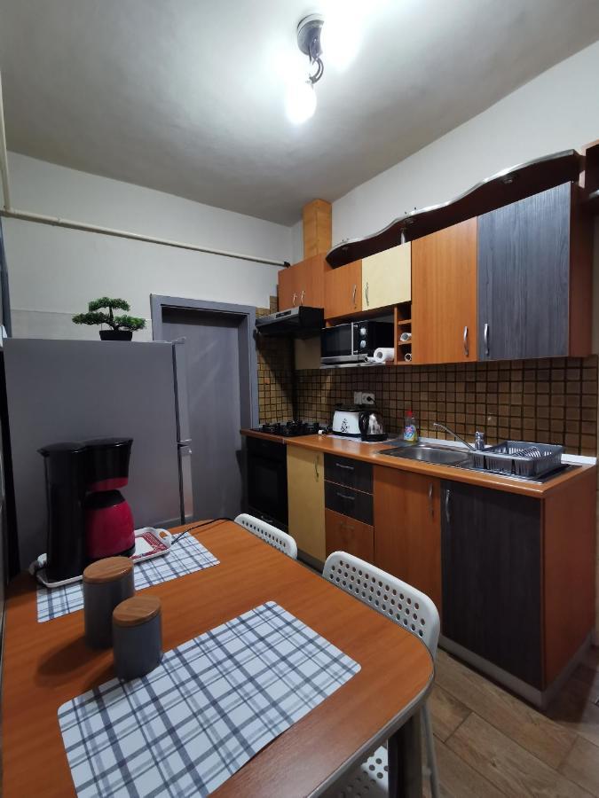 Fun House - Spacious Apartment Near Old Town Brașov Exterior foto